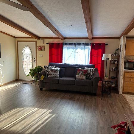 Cairo Spacious Cozy Getaway ! King Bed, Game Room, Out Door Patio מראה חיצוני תמונה