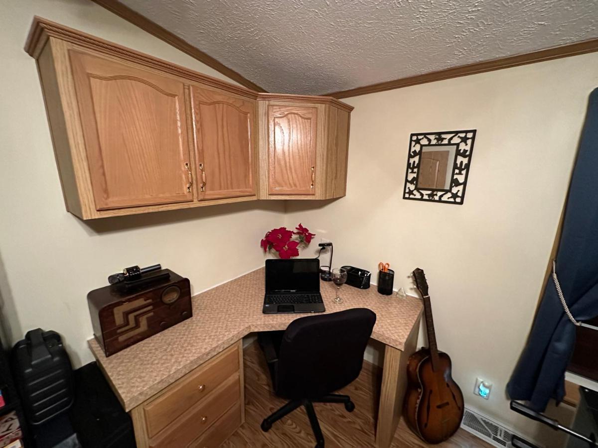 Cairo Spacious Cozy Getaway ! King Bed, Game Room, Out Door Patio מראה חיצוני תמונה