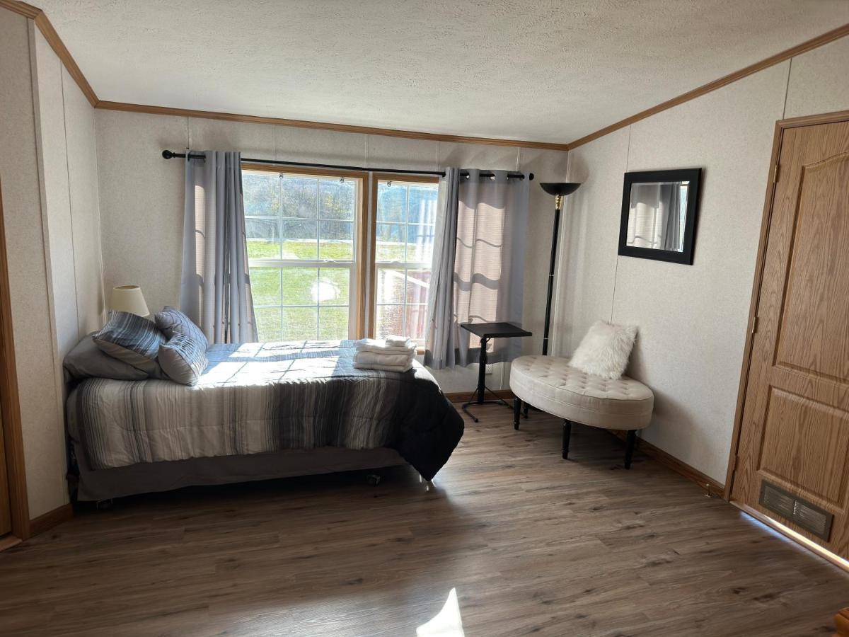 Cairo Spacious Cozy Getaway ! King Bed, Game Room, Out Door Patio מראה חיצוני תמונה